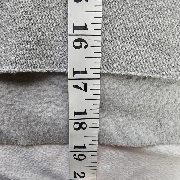 Wild Fable Gray Oversized Cropped Sweatshirt Women's Size XL - Picture 6 of 6